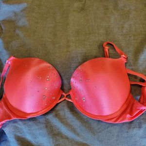 Victoria's Secret Bombshell Push-up Bra
